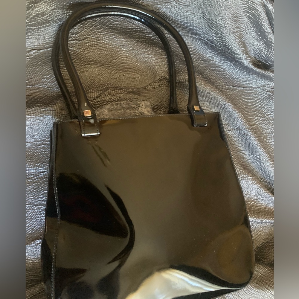 SALVATORE FERRAGAMO VINTAGE 1950 PATENT LEATHER HANDBAG